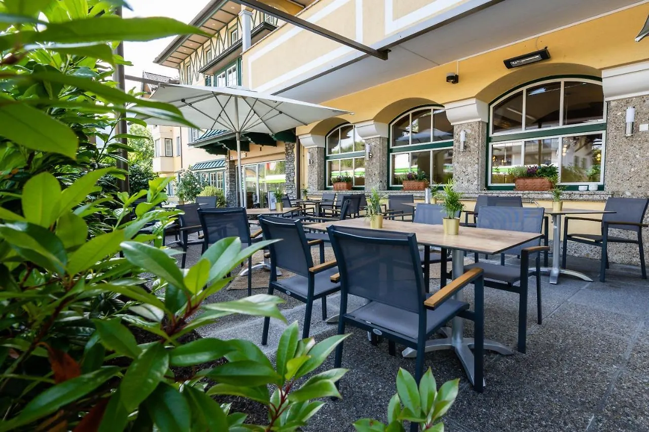 Hotel Hubertushof Anif