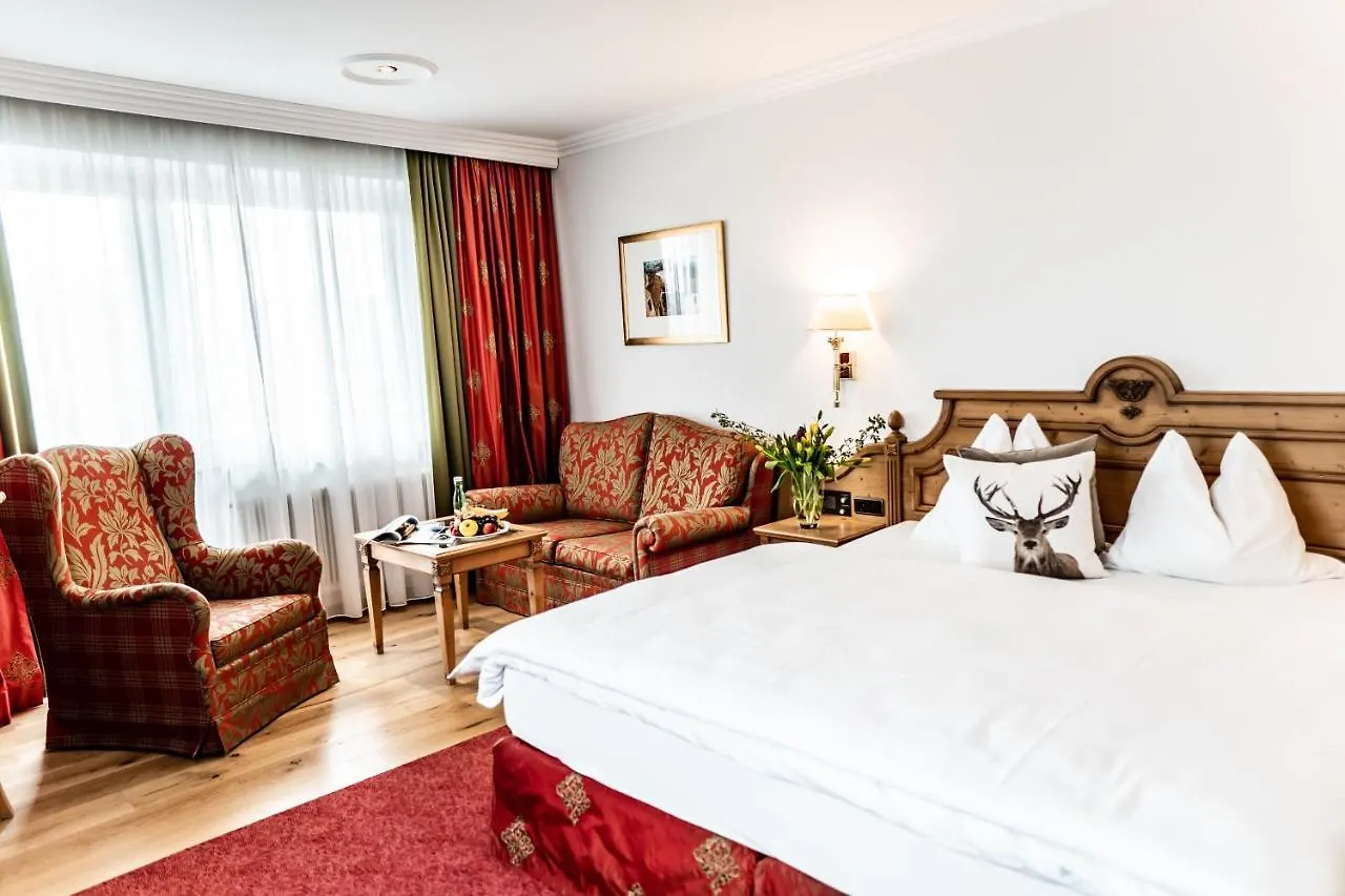 Hotel Hubertushof Anif