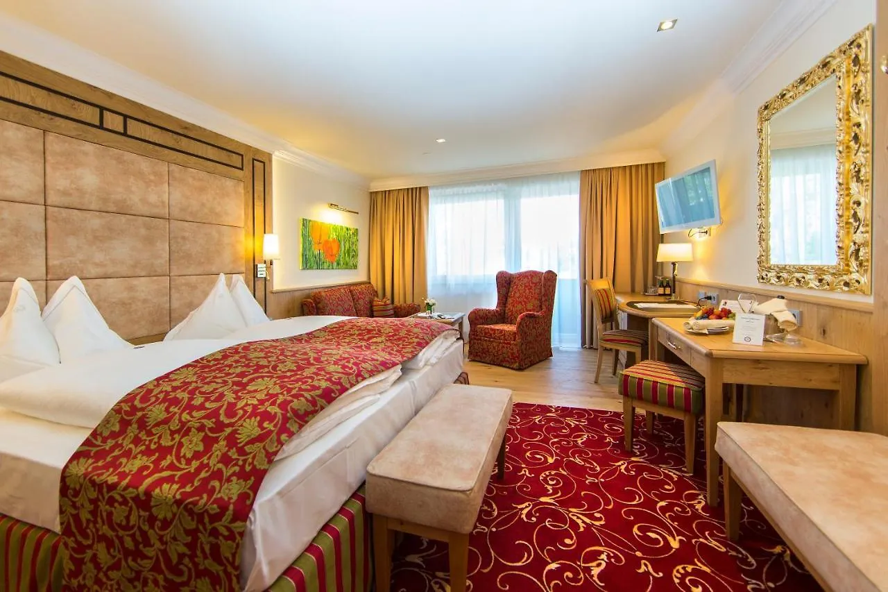 Hotel Hubertushof Anif