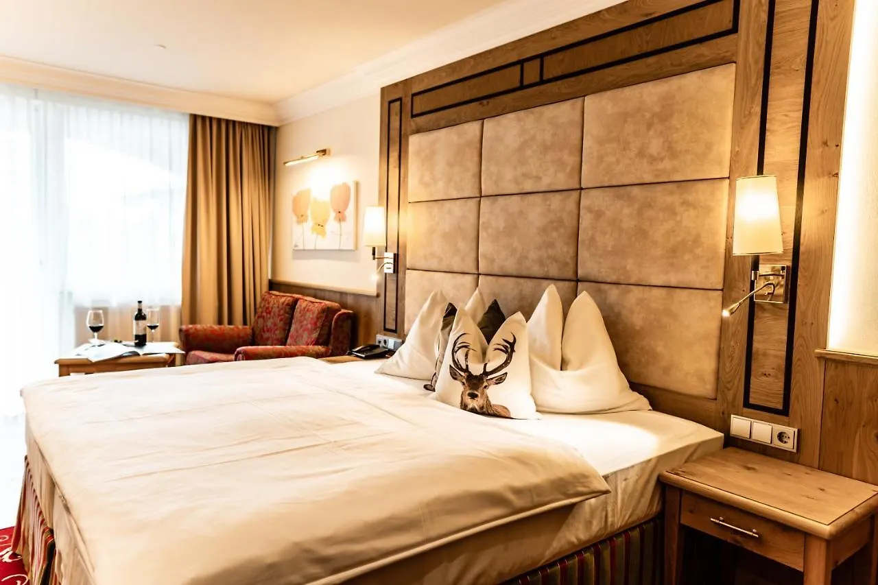 Hotel Hubertushof Anif