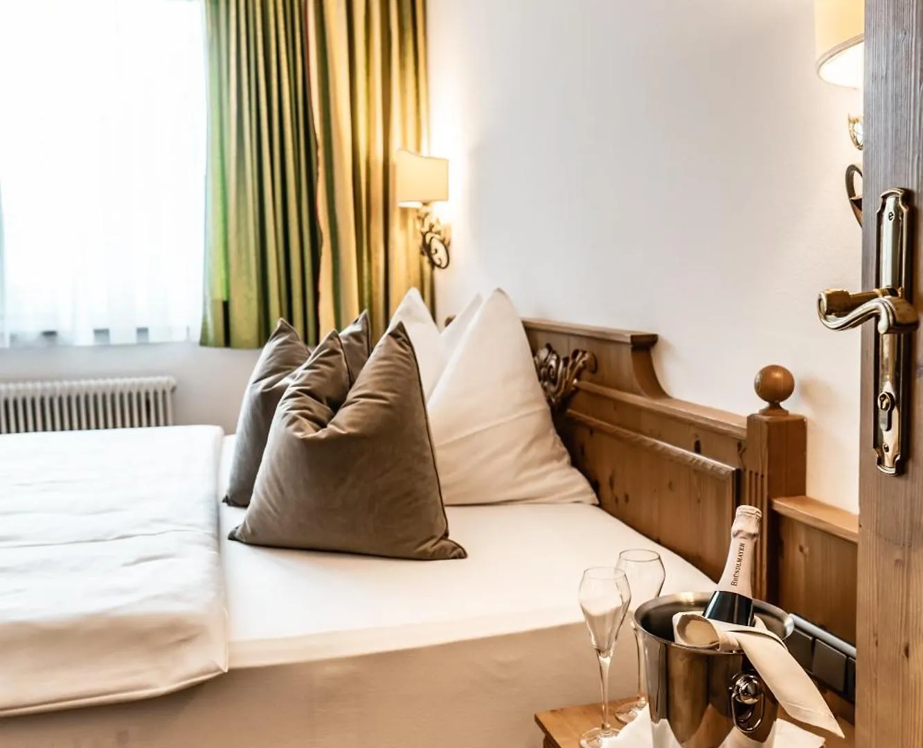 Hotel Hubertushof Anif